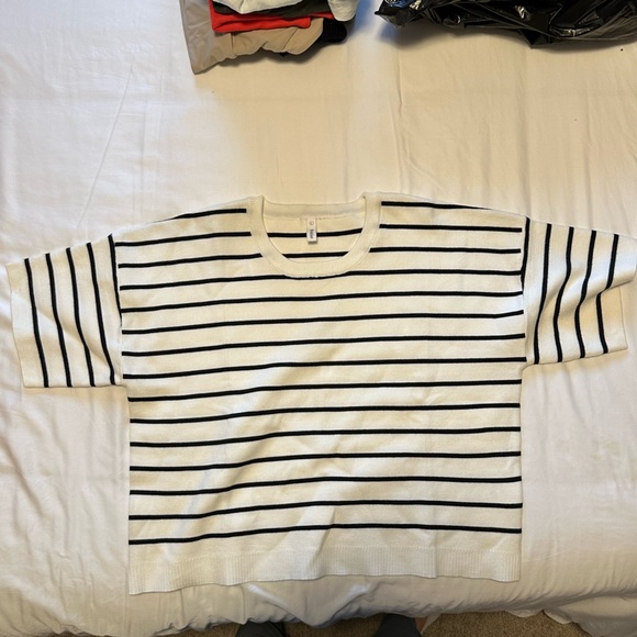 Nice shirts - Picture 3 of 4